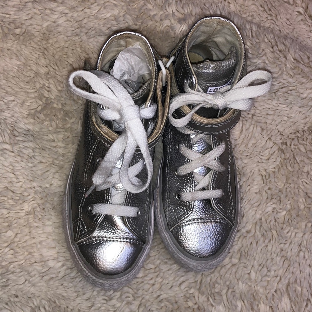 Kids converse sneakers